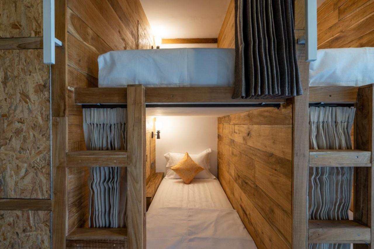 Good Cheer Hostel Нуса Лембонган Екстериор снимка
